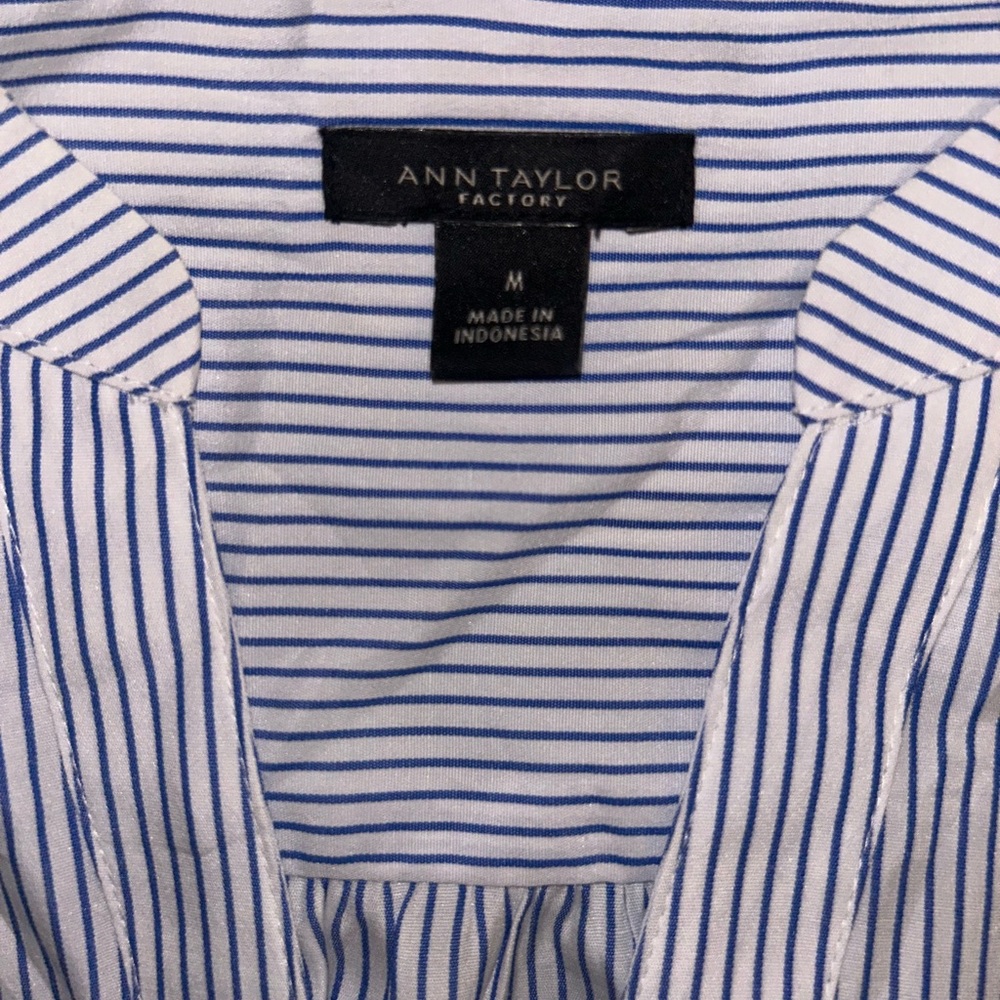 Ann Taylor Men's White and Blue Pinstripe Shirt - Picture 2 of 4